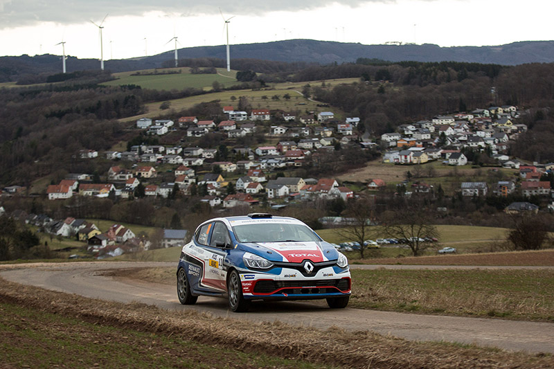 Renault Clio R3T-Duo Carsten Mohe/Alexander Hirsch will bei der Hessen-Rallye die Führung im Rallye Masters ausbauen
